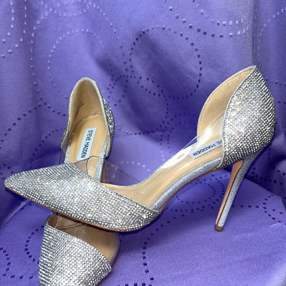 Steve Madden Glittering Silver Heels - Picture 1 of 3